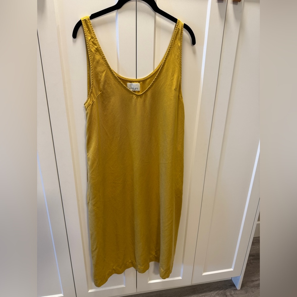 Made in Canada amanda Moss 100% Tencel Sleeveless Dress